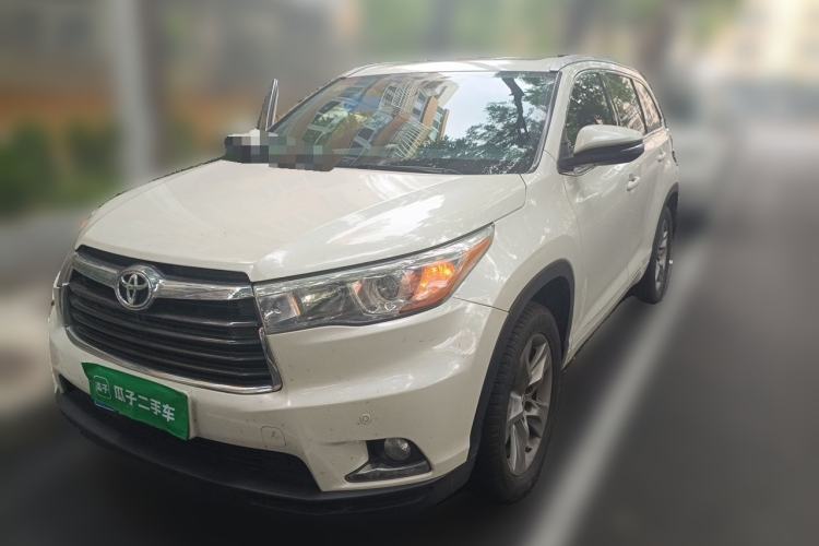 Used Toyota Highlander 2015 2.0T Four-Wheel Drive Luxury Edition 7-Seater Guazi used car, China used car export, Used car for sale, Used cars, Cheapest cars for sale