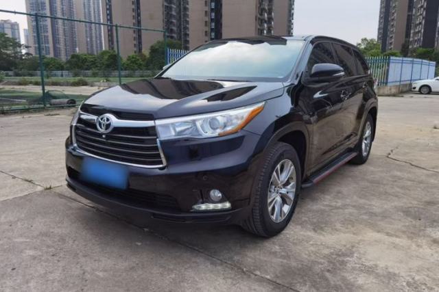 Used Toyota Highlander 2017 2.0T Two-Wheel Drive Elite Version 7 Seats