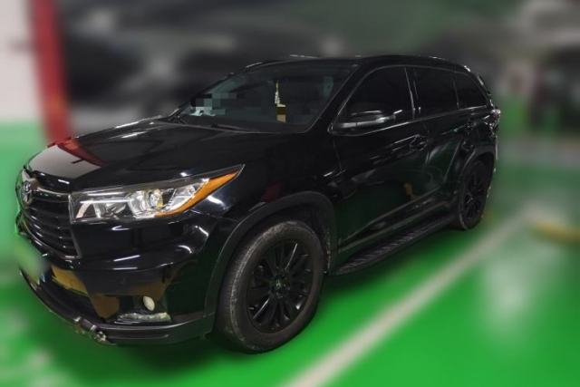 Used Toyota Highlander 2017 2.0T Four-Wheel Drive Black Edition Limited Model