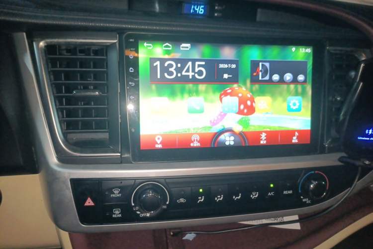 Used Toyota Highlander 2017 2.0T Four-Wheel Drive Elite Edition 7-Seater Audio And AC Panel