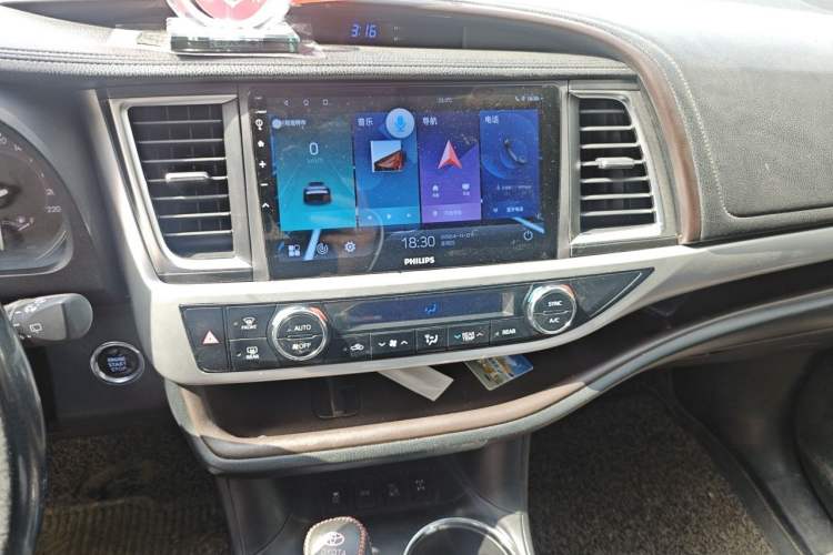Used Toyota Highlander 2017 2.0T Four-Wheel Drive Black Edition Limited Model Audio And AC Panel