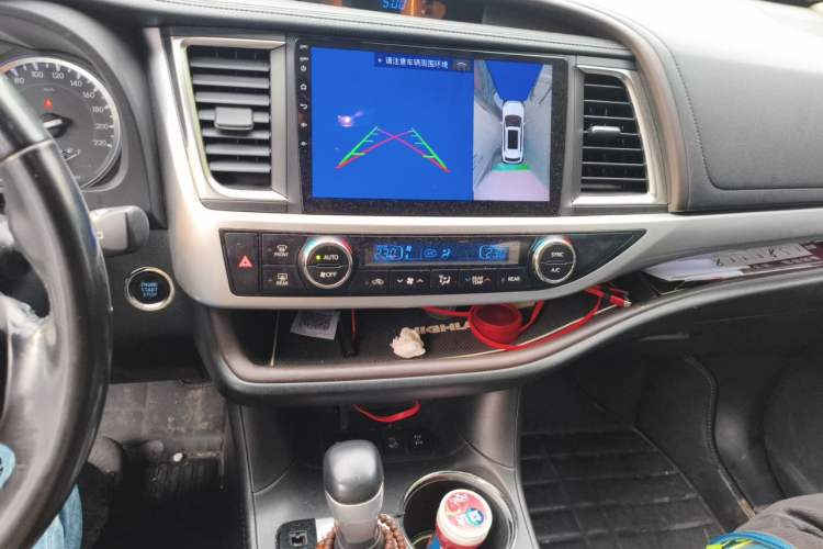 Used Toyota Highlander 2017 2.0T Four-Wheel Drive Luxury Edition 7 Seats Audio And AC Panel