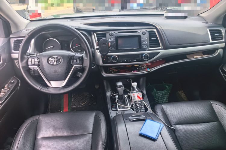Used Toyota Highlander 2017 2.0T Four-Wheel Drive Luxury Edition 7 Seats Center Console