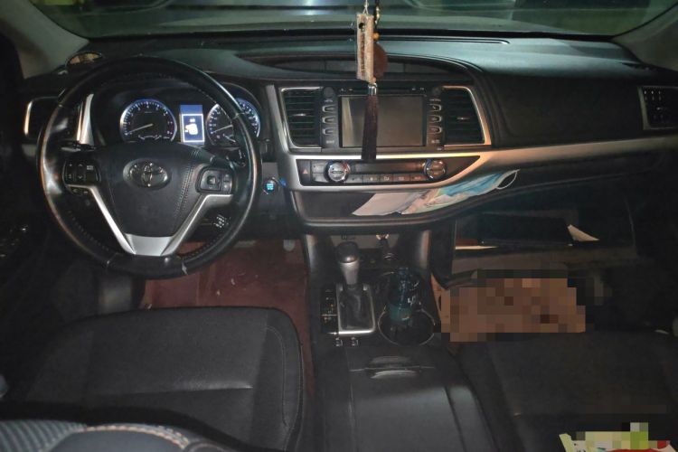 Used Toyota Highlander 2017 2.0T Four-Wheel Drive Luxury Navigation Version 7 Seats Center Console