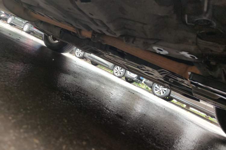 Used Toyota Highlander 2017 2.0T Four-Wheel Drive Elite Edition 7-Seater Chassis Front Right