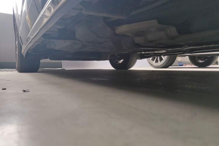 Used Toyota Highlander 2017 2.0T Four-Wheel Drive Luxury Edition 7 Seats Chassis Rear Left