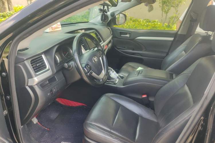 Used Toyota Highlander 2017 2.0T Four-Wheel Drive Luxury Edition 7 Seats Driver Seat
