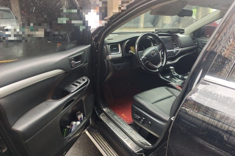 Used Toyota Highlander 2017 2.0T Four-Wheel Drive Luxury Edition 7 Seats Driver Seat