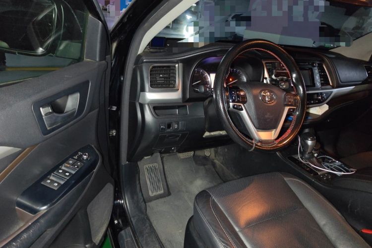 Used Toyota Highlander 2017 2.0T Four-Wheel Drive Luxury Edition 7 Seats Driver Seat