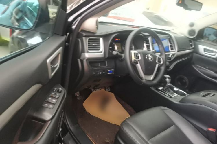 Used Toyota Highlander 2017 2.0T Four-Wheel Drive Luxury Edition 7 Seats Driver Seat