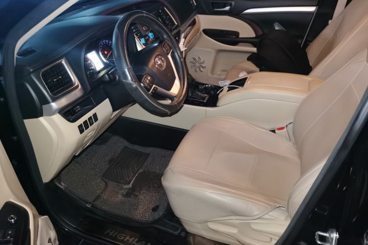 Used Toyota Highlander 2017 2.0T Four-Wheel Drive Elite Edition 7-Seater Driver Seat