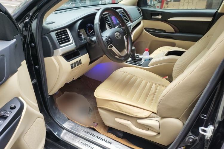 Used Toyota Highlander 2017 2.0T Four-Wheel Drive Elite Edition 7-Seater Driver Seat