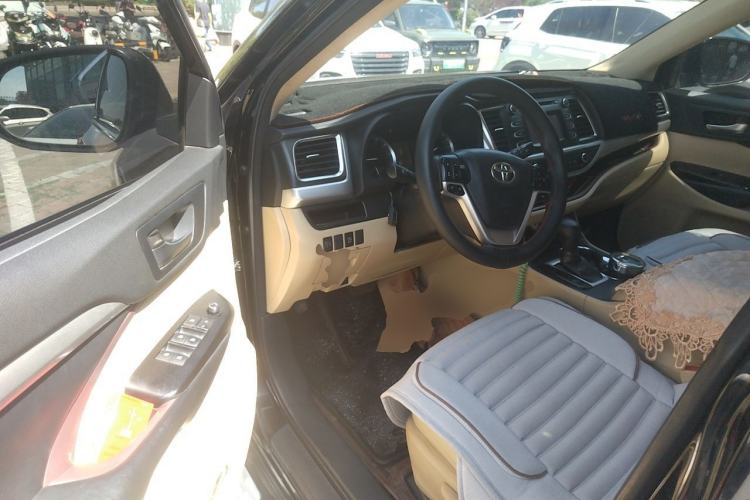 Used Toyota Highlander 2017 2.0T Four-Wheel Drive Elite Edition 7-Seater Driver Seat