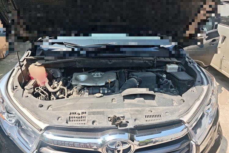 Used Toyota Highlander 2017 2.0T Four-Wheel Drive Luxury Edition 7 Seats Engine Bay