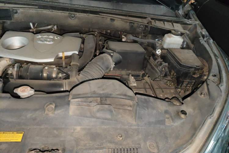 Used Toyota Highlander 2017 2.0T Four-Wheel Drive Elite Edition 7-Seater Engine Bay Left