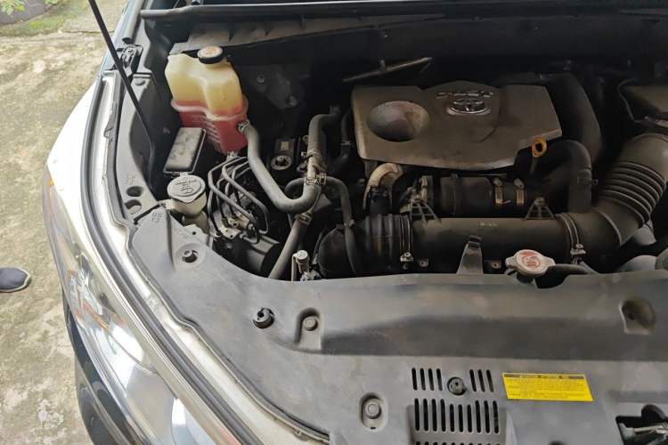 Used Toyota Highlander 2017 2.0T Four-Wheel Drive Elite Edition 7-Seater Engine Bay Right