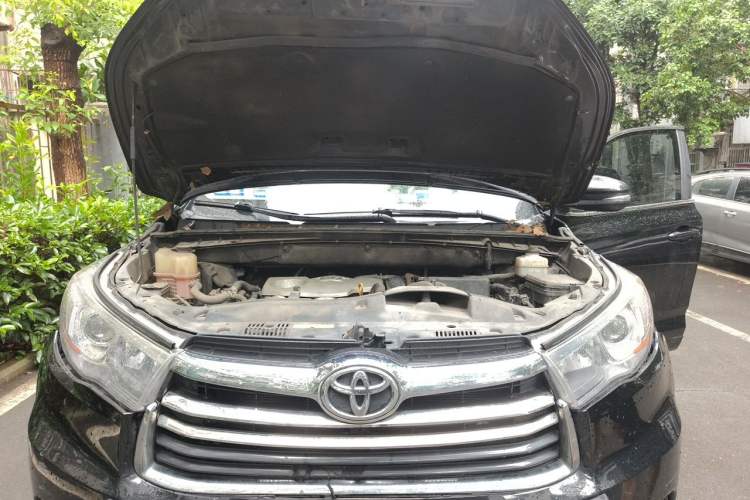 Used Toyota Highlander 2017 2.0T Four-Wheel Drive Elite Edition 7-Seater Engine Bay