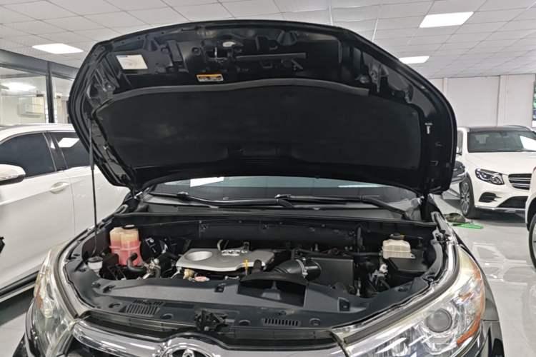 Used Toyota Highlander 2017 2.0T Four-Wheel Drive Elite Edition 7-Seater Engine Bay