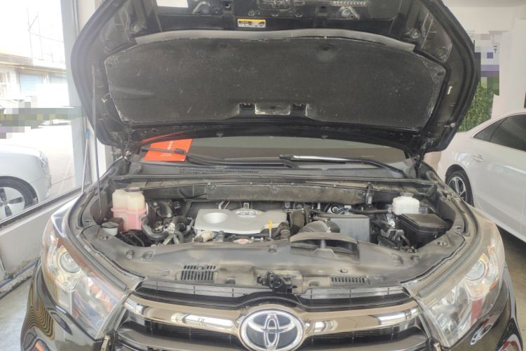 Used Toyota Highlander 2017 2.0T Four-Wheel Drive Black Edition Limited Model Engine Bay