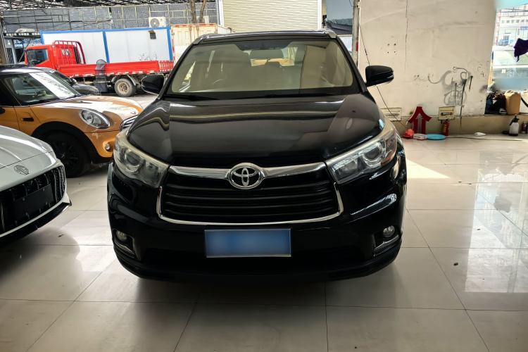 Used Toyota Highlander 2017 2.0T Two-Wheel Drive Luxury Edition 7 Seats Exterior 1