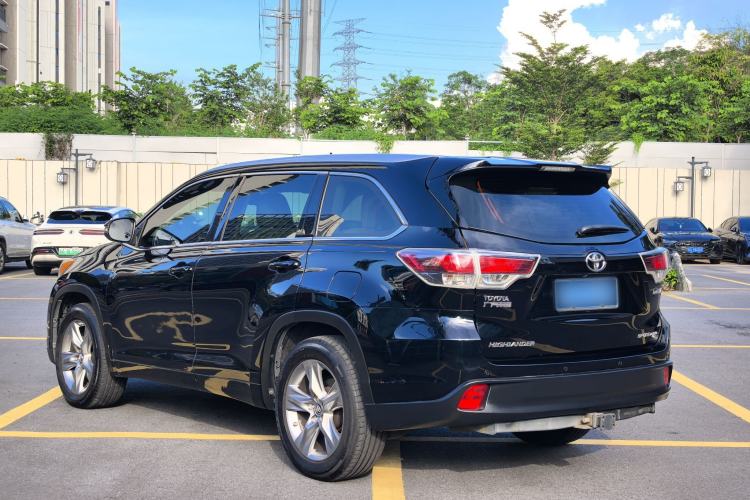 Used Toyota Highlander 2017 2.0T Four-Wheel Drive Luxury Edition 7 Seats Exterior 2
