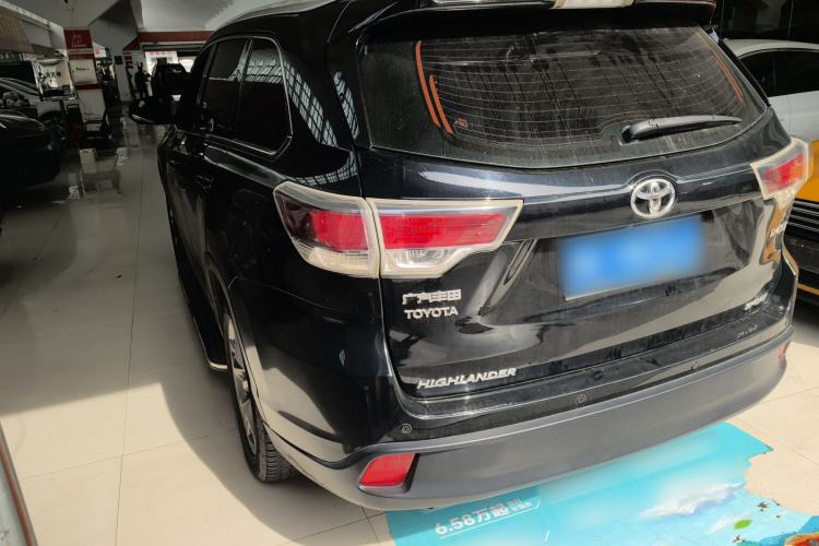 Used Toyota Highlander 2017 2.0T Two-Wheel Drive Luxury Edition 7 Seats Exterior 2