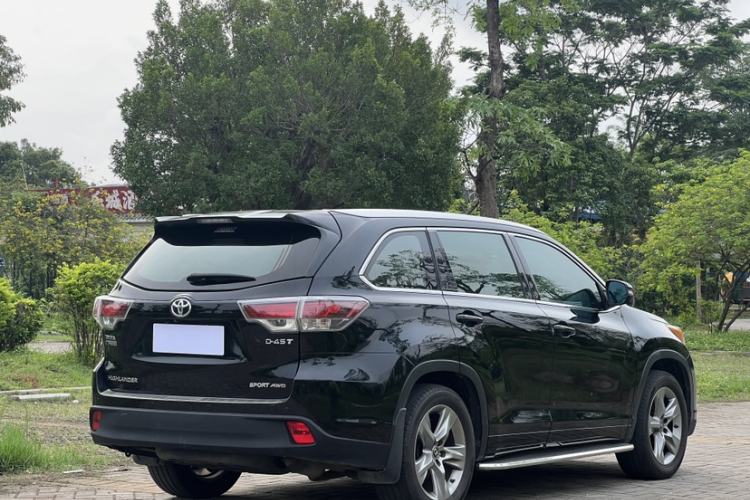 Used Toyota Highlander 2017 2.0T Four-Wheel Drive Luxury Edition 7 Seats Exterior 2