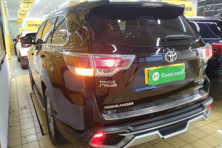 Used Toyota Highlander 2017 2.0T Four-Wheel Drive Luxury Edition 7 Seats Exterior 3