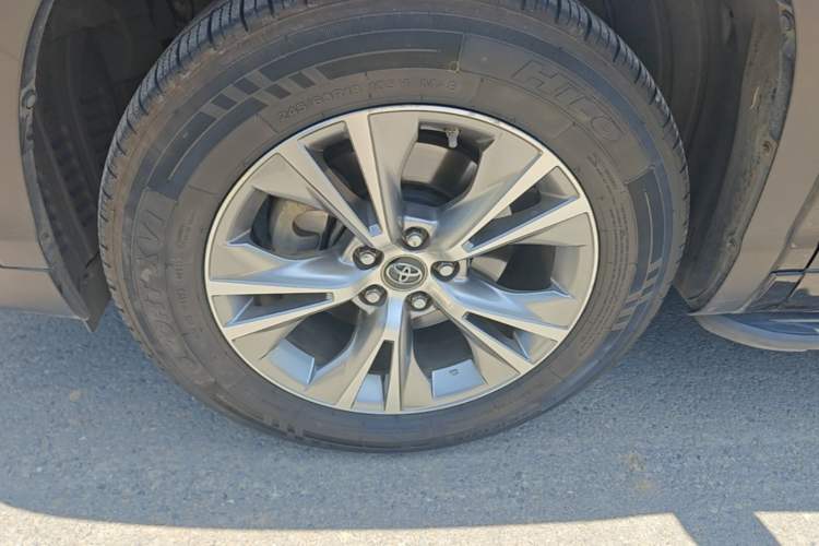 Used Toyota Highlander 2017 2.0T Four-Wheel Drive Elite Edition 7-Seater Exterior 4