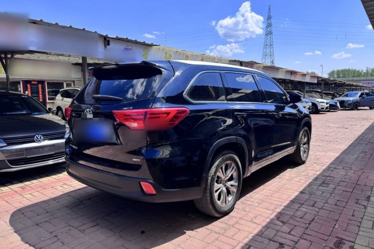 Used Toyota Highlander 2017 2.0T Four-Wheel Drive Elite Edition 7-Seater Exterior 5