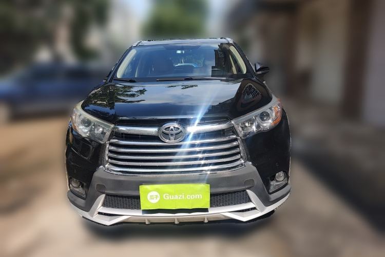 Used Toyota Highlander 2017 2.0T Two-Wheel Drive Luxury Edition 7 Seats Front