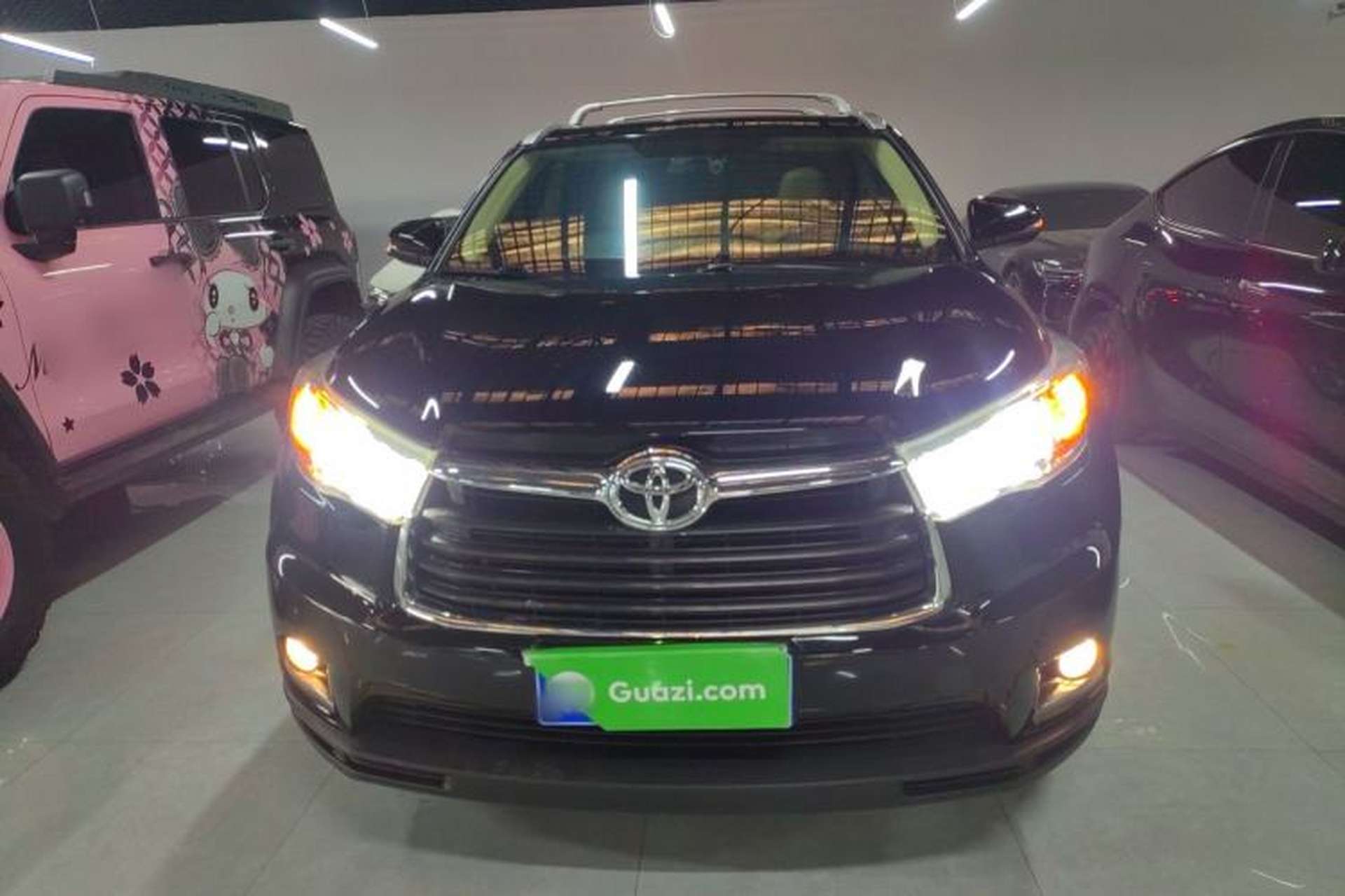 Used Toyota Highlander 2017 2.0T Four-Wheel Drive Luxury Edition 7 Seats Front