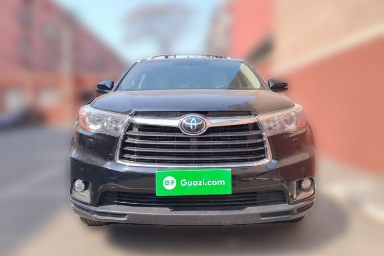 Used Toyota Highlander 2017 3.5L Four-Wheel Drive Ultimate Edition 7-Seater Front