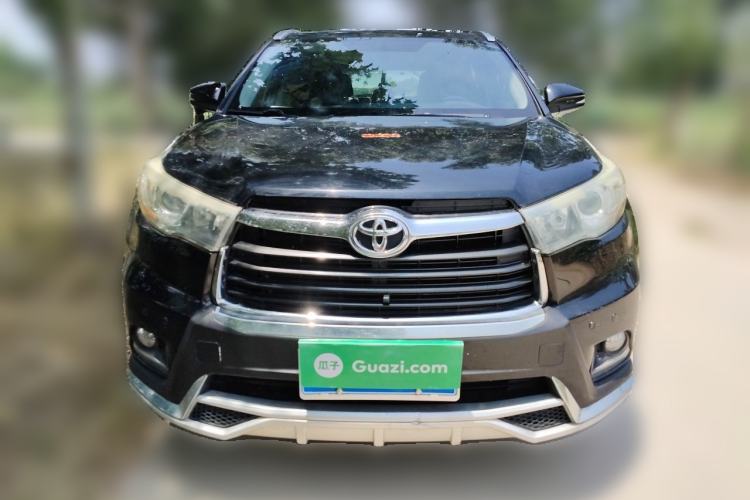 Used Toyota Highlander 2017 2.0T Two-Wheel Drive Luxury Edition 7 Seats Front