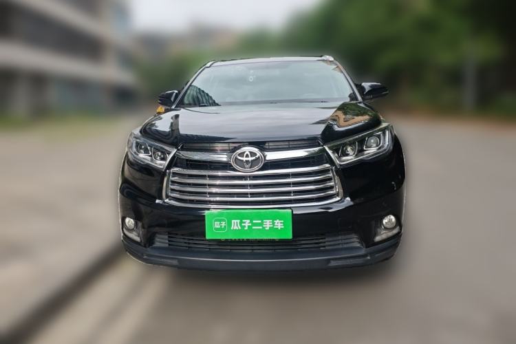Used Toyota Highlander 2017 2.0T Two-Wheel Drive Luxury Edition 7 Seats Front