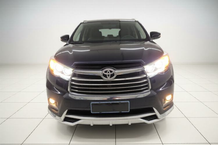 Used Toyota Highlander 2017 2.0T Four-Wheel Drive Elite Edition 7-Seater Front