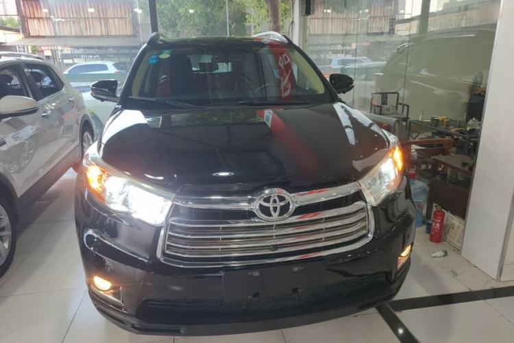 Used Toyota Highlander 2017 2.0T Two-Wheel Drive Elite Edition 5 Seats Front