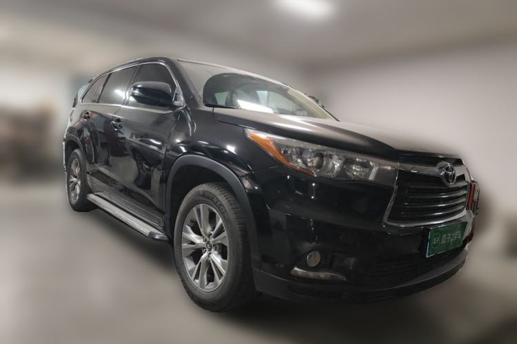 Used Toyota Highlander 2017 2.0T Four-Wheel Drive Elite Edition 7-Seater Front Right 45 Deg