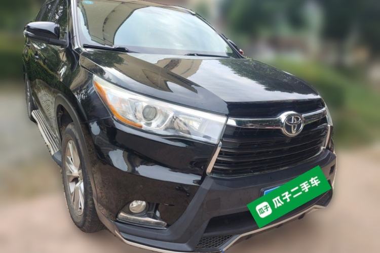 Used Toyota Highlander 2017 2.0T Two-Wheel Drive Elite Edition 5 Seats Front Right 45 Deg