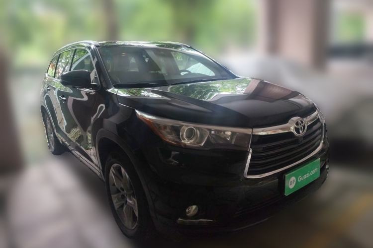 Used Toyota Highlander 2017 2.0T Four-Wheel Drive Luxury Edition 7 Seats Front Right 45 Deg