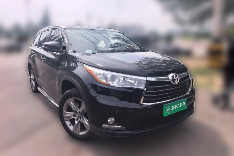 Used Toyota Highlander 2017 2.0T Four-Wheel Drive Luxury Edition 7 Seats Front Right 45 Deg