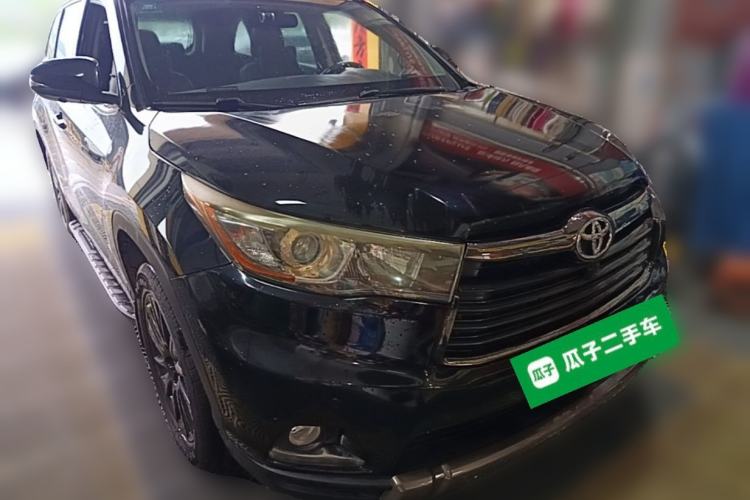 Used Toyota Highlander 2017 2.0T Four-Wheel Drive Black Edition Limited Model Front Right 45 Deg