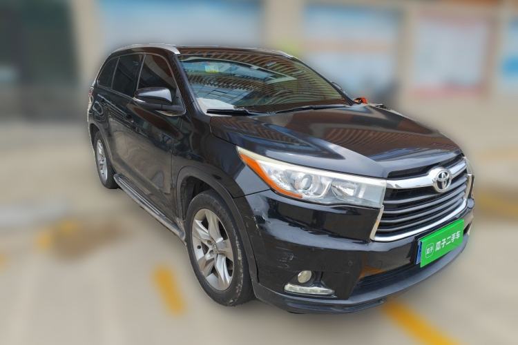 Used Toyota Highlander 2017 2.0T Four-Wheel Drive Luxury Edition 7 Seats Front Right 45 Deg