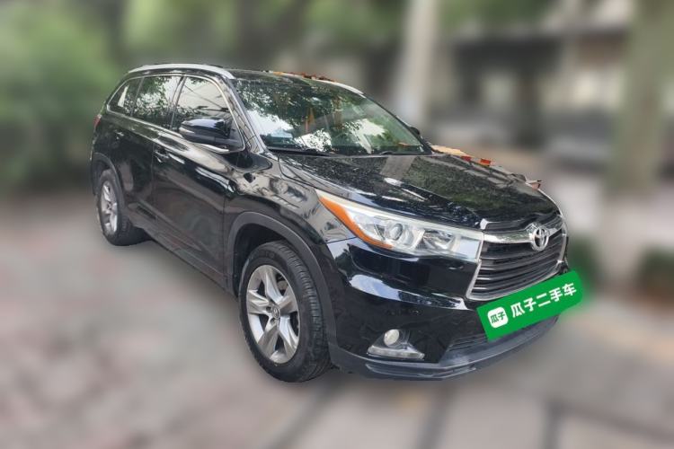 Used Toyota Highlander 2017 2.0T Four-Wheel Drive Luxury Edition 7 Seats Front Right 45 Deg