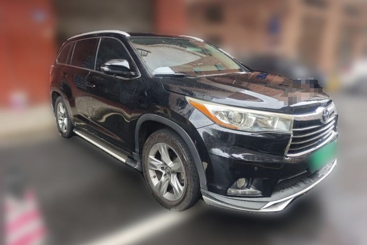 Used Toyota Highlander 2017 2.0T Four-Wheel Drive Luxury Edition 7 Seats Front Right 45 Deg