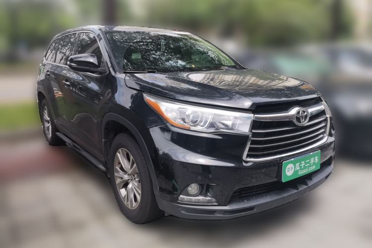Used Toyota Highlander 2017 2.0T Two-Wheel Drive Elite Edition 5 Seats Front Right 45 Deg