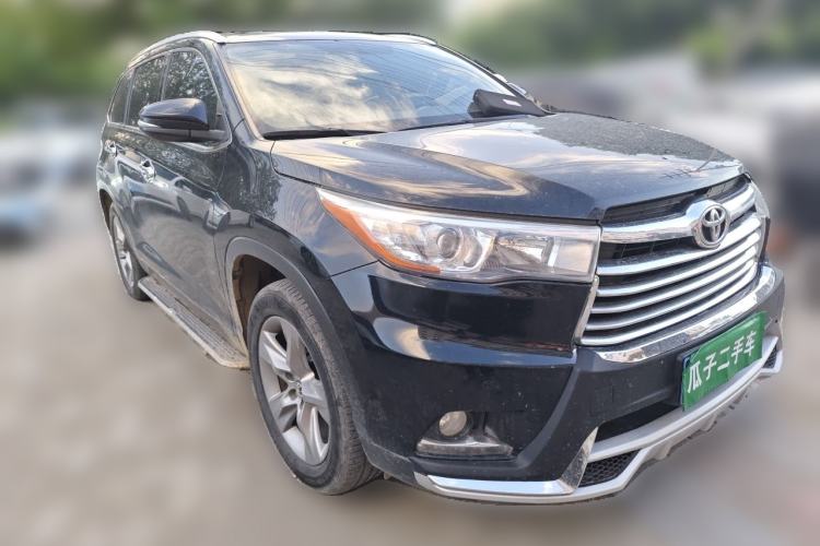 Used Toyota Highlander 2017 2.0T Four-Wheel Drive Luxury Edition 7 Seats Front Right 45 Deg