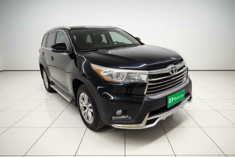 Used Toyota Highlander 2017 2.0T Four-Wheel Drive Elite Edition 7-Seater Front Right 45 Deg