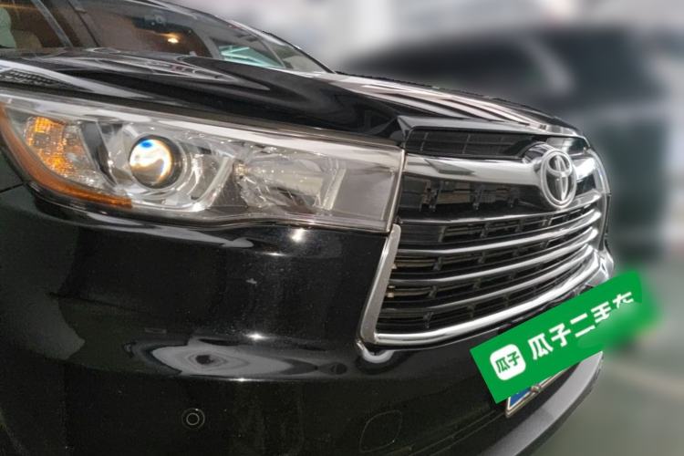 Used Toyota Highlander 2017 2.0T Four-Wheel Drive Elite Edition 7-Seater Front Right 45 Deg