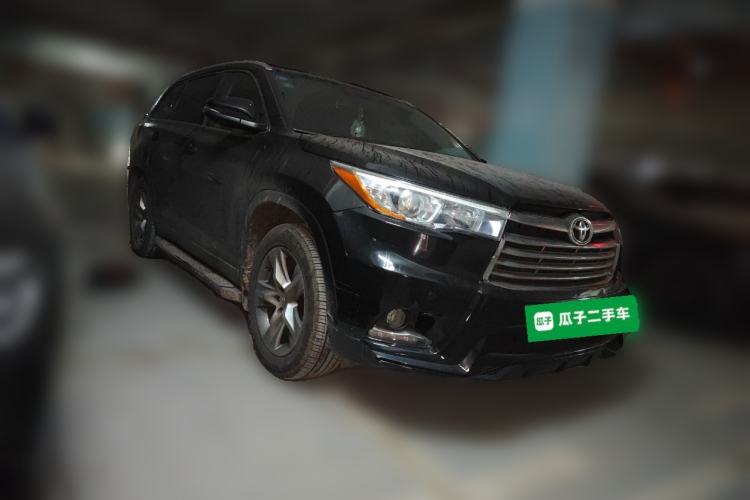 Used Toyota Highlander 2017 2.0T Four-Wheel Drive Luxury Edition 7 Seats Front Right 45 Deg